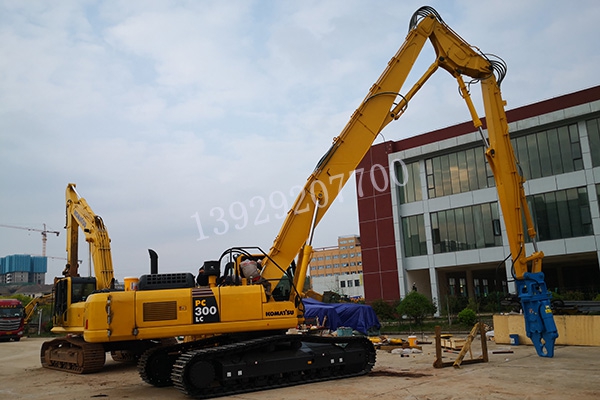 【挖掘機拆樓臂】什么是挖掘機拆樓臂？